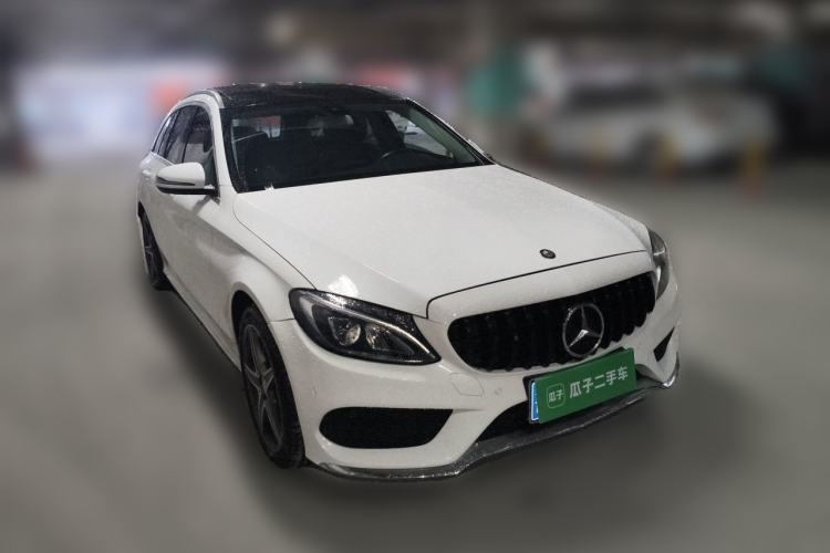 Used Mercedes-Benz C-Class 2015 C 200 station wagon Front Right 45 Deg