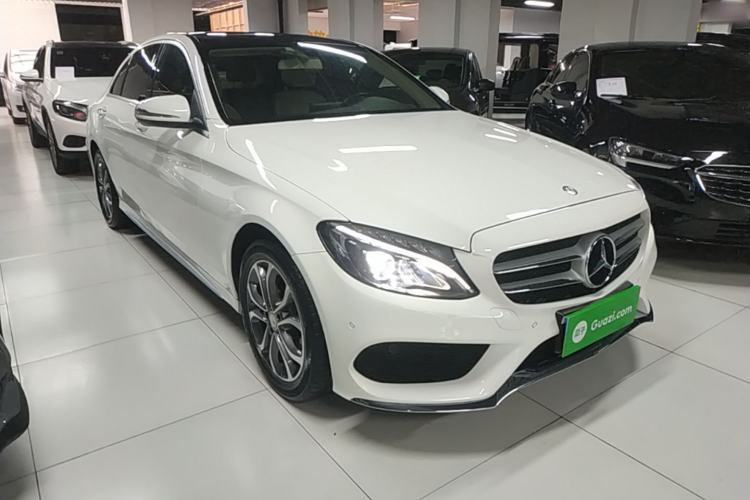 Used Mercedes-Benz C-Class 2015 C 200 L Sport Edition Front Right 45 Deg