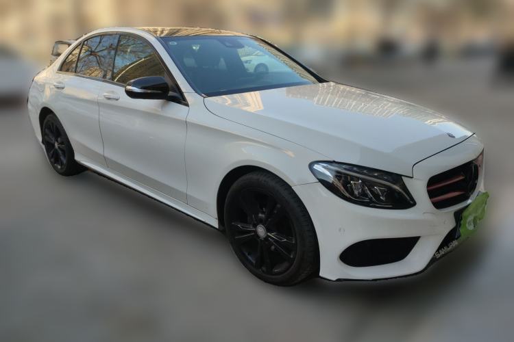 Used Mercedes-Benz C-Class 2015 C 200 Sport Edition 4MATIC Front Right 45 Deg