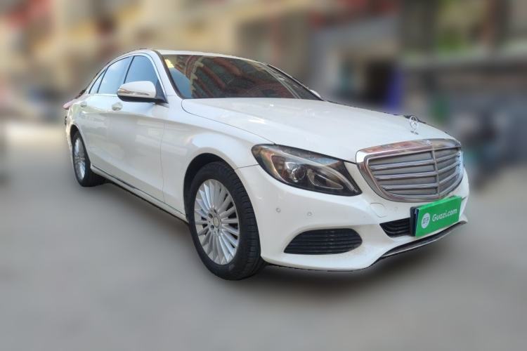 Used Mercedes-Benz C-Class 2015 C 180 L Front Right 45 Deg