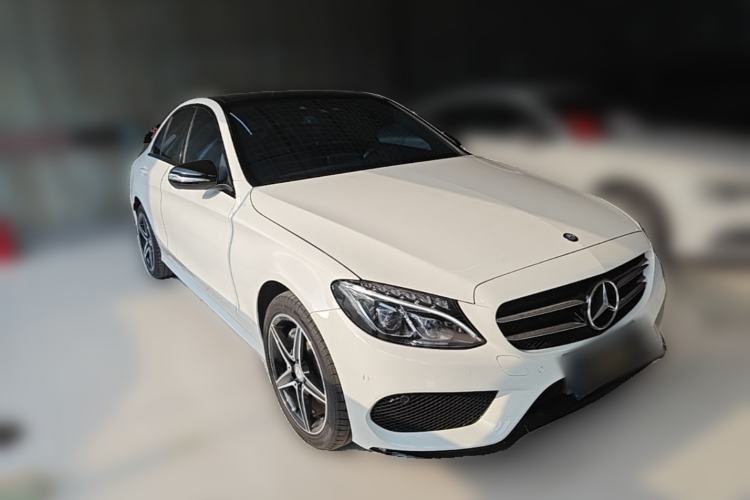 Used Mercedes-Benz C-Class 2015 C 300 Sport Edition Front Right 45 Deg