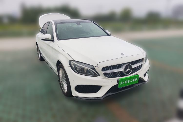 Used Mercedes-Benz C-Class 2015 C 200 L Sport Edition Front Right 45 Deg