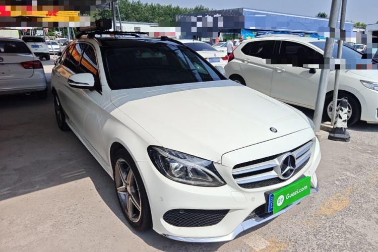 Used Mercedes-Benz C-Class 2015 C 200 station wagon Front Right 45 Deg