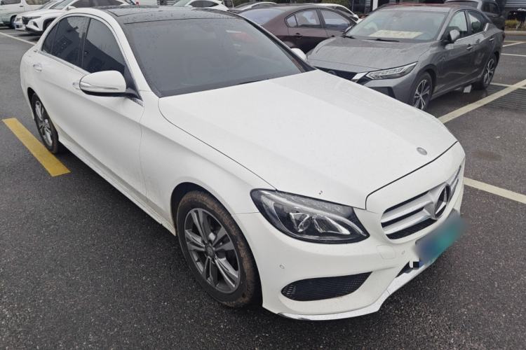 Used Mercedes-Benz C-Class 2015 Revised C 200 L Sport Edition Front Right 45 Deg