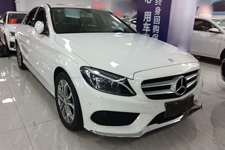 Used Mercedes-Benz C-Class 2015 Restyled C 180 L Sport Edition Front Right 45 Deg