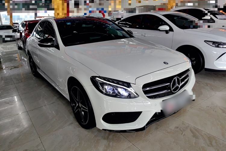 Used Mercedes-Benz C-Class 2015 C 300 Sport Edition Front Right 45 Deg