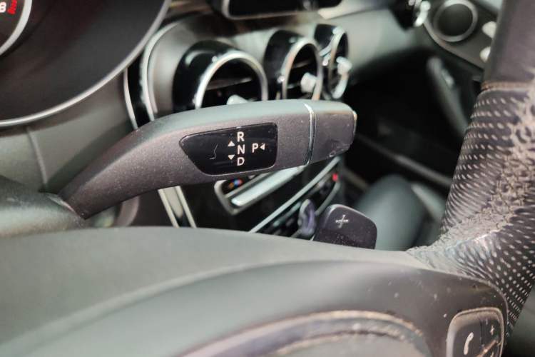 Used Mercedes-Benz C-Class 2015 Revised C 200 L Sport Edition Gear Lever