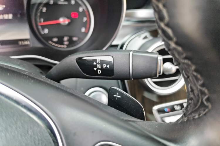 Used Mercedes-Benz C-Class 2015 Facelift C 200 L Gear Lever