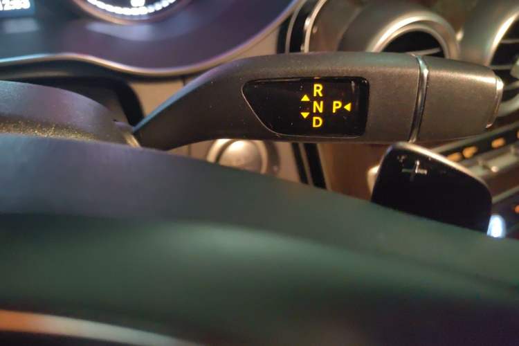 Used Mercedes-Benz C-Class 2015 C 200 L Gear Lever