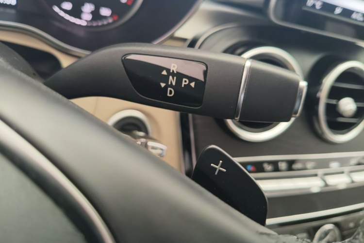 Used Mercedes-Benz C-Class 2015 C 200 L Sport Edition Gear Lever