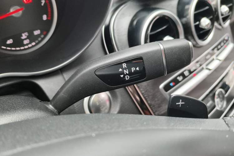 Used Mercedes-Benz C-Class 2015 C 200 L 4MATIC Sport Edition Gear Lever