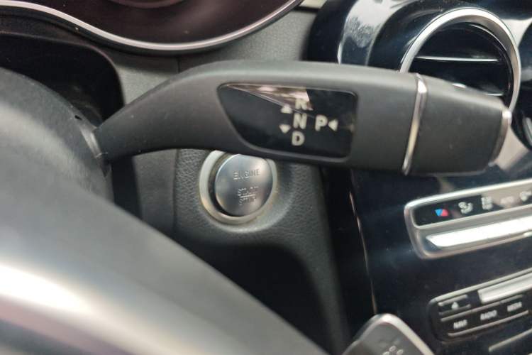 Used Mercedes-Benz C-Class 2015 C 200 Sport Edition Gear Lever