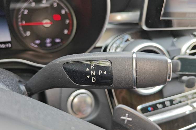 Used Mercedes-Benz C-Class 2015 Facelift C 200 L Gear Lever