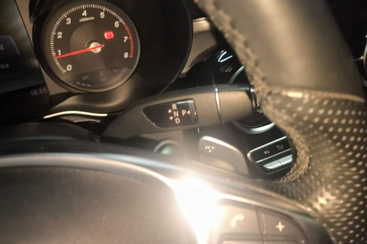 Used Mercedes-Benz C-Class 2015 C 200 Sport Edition Gear Lever
