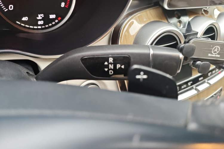 Used Mercedes-Benz C-Class 2015 C 200 L Gear Lever