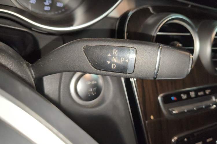 Used Mercedes-Benz C-Class 2015 Facelift C 180 L Gear Lever