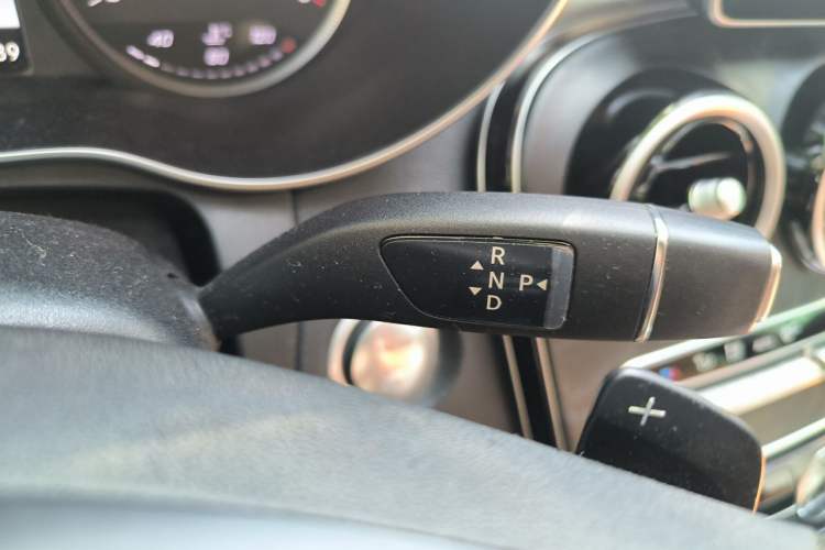 Used Mercedes-Benz C-Class 2015 C 180 L Sport Edition Gear Lever