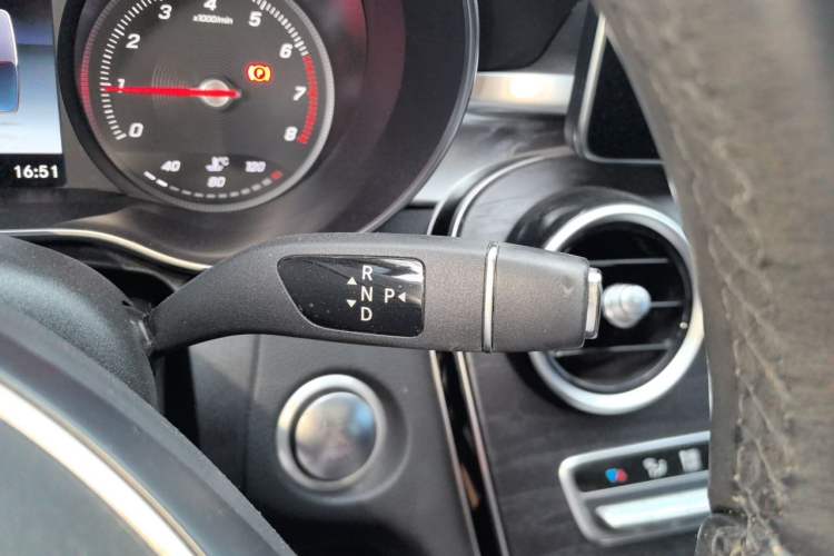 Used Mercedes-Benz C-Class 2015 C 260 L Sport Edition Gear Lever