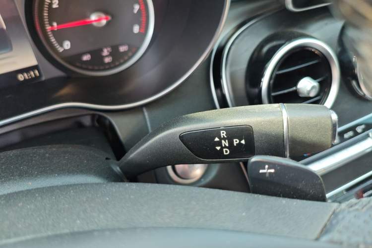 Used Mercedes-Benz C-Class 2015 C 180 L Sport Edition Gear Lever