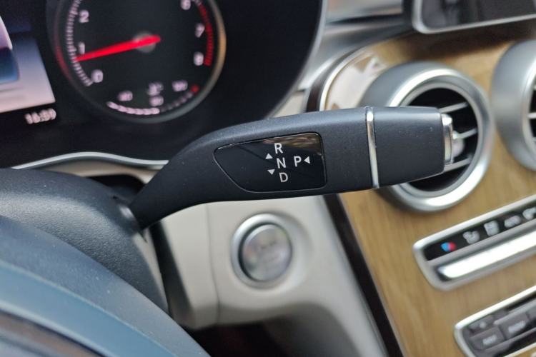 Used Mercedes-Benz C-Class 2015 C 200 L Gear Lever