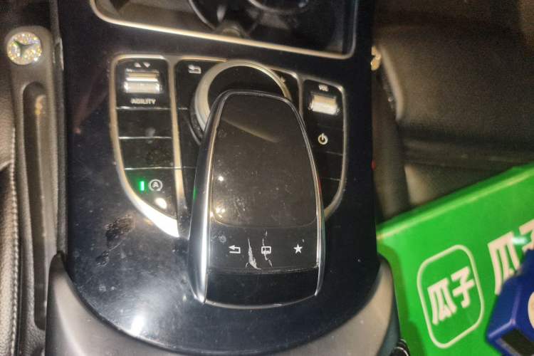 Used Mercedes-Benz C-Class 2015 C 200 Sport Edition Gear Lever