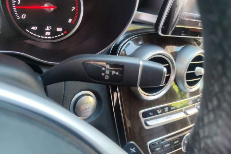 Used Mercedes-Benz C-Class 2015 C 180 L Gear Lever
