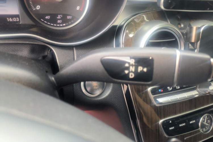 Used Mercedes-Benz C-Class 2015 C 200 L Gear Lever
