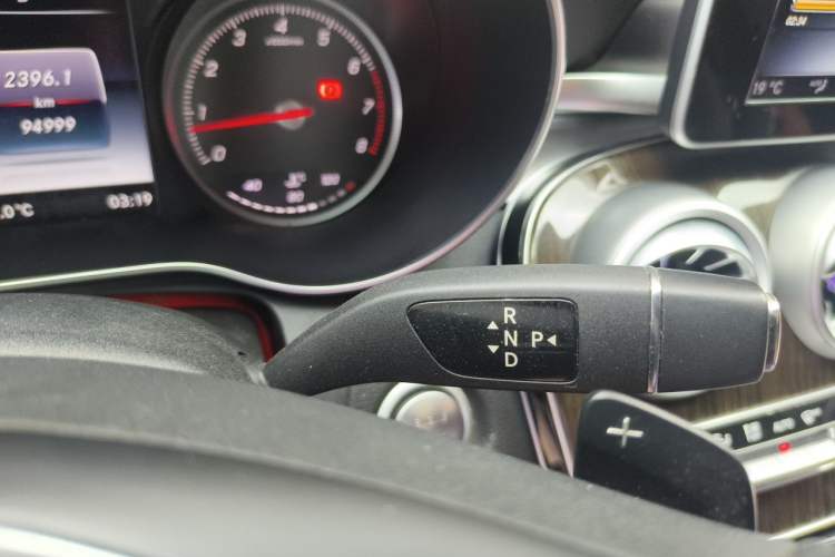 Used Mercedes-Benz C-Class 2015 C 200 L Gear Lever