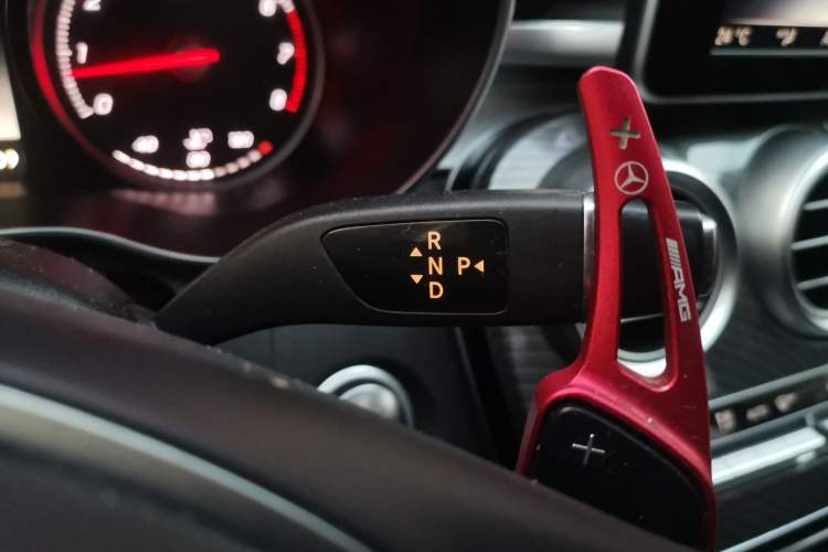 Used Mercedes-Benz C-Class 2015 C 200 L Gear Lever
