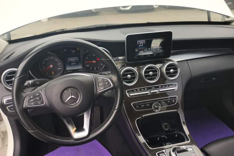 Used Mercedes-Benz C-Class 2015 C 200 L 4MATIC Gear Lever