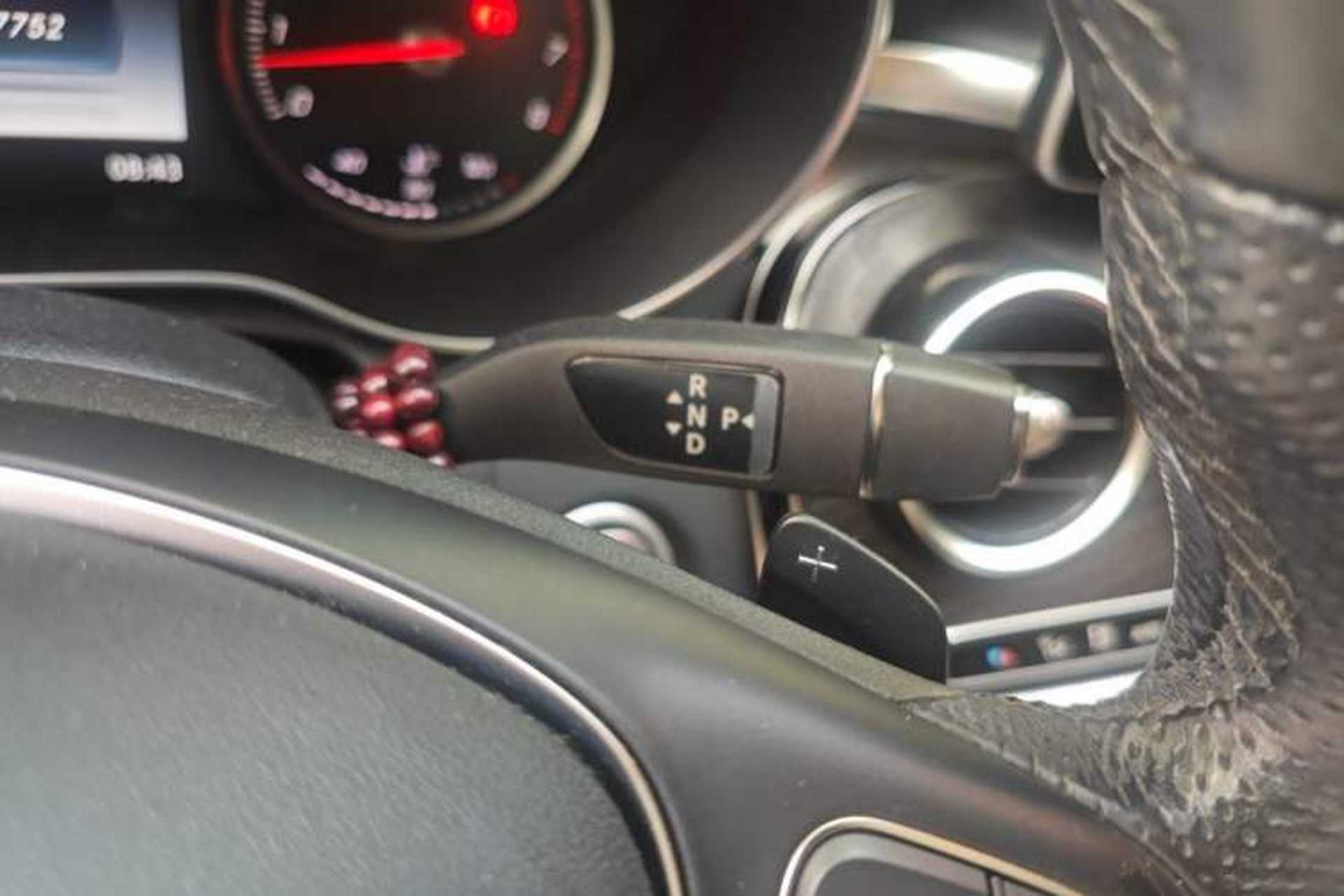 Used Mercedes-Benz C-Class 2015 Revised C 200 L Sport Edition Gear Lever
