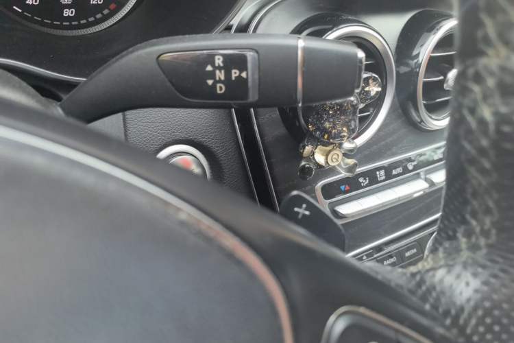 Used Mercedes-Benz C-Class 2015 C 200 L Sport Edition Gear Lever