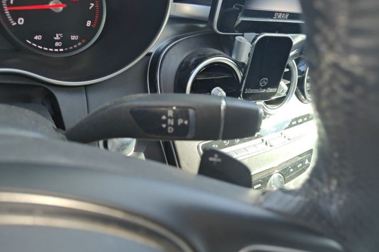 Used Mercedes-Benz C-Class 2015 Revised C 200 L Sport Edition Gear Lever