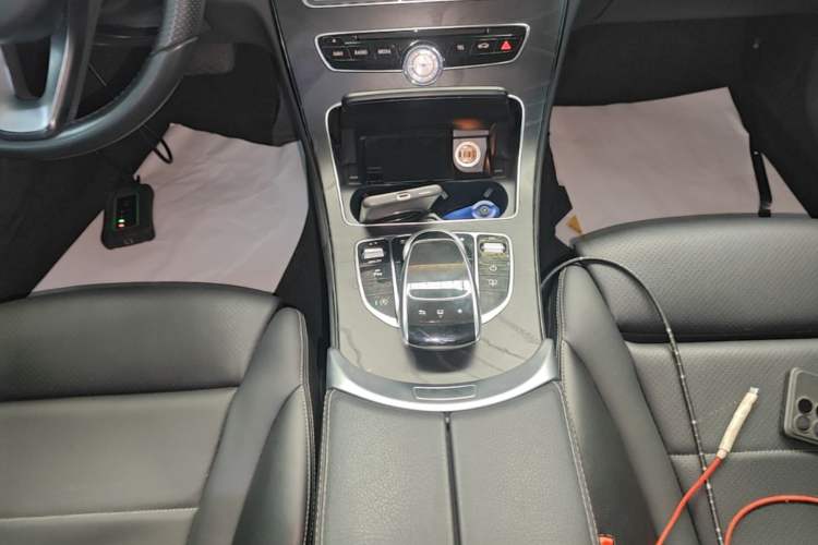 Used Mercedes-Benz C-Class 2015 C 200 L 4MATIC Sport Edition Gear Lever
