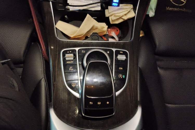 Used Mercedes-Benz C-Class 2015 C 200 L Gear Lever