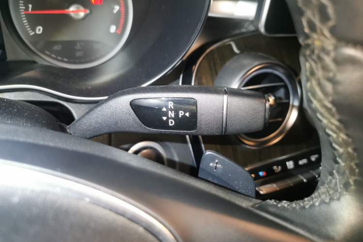 Used Mercedes-Benz C-Class 2015 C 180 L Gear Lever