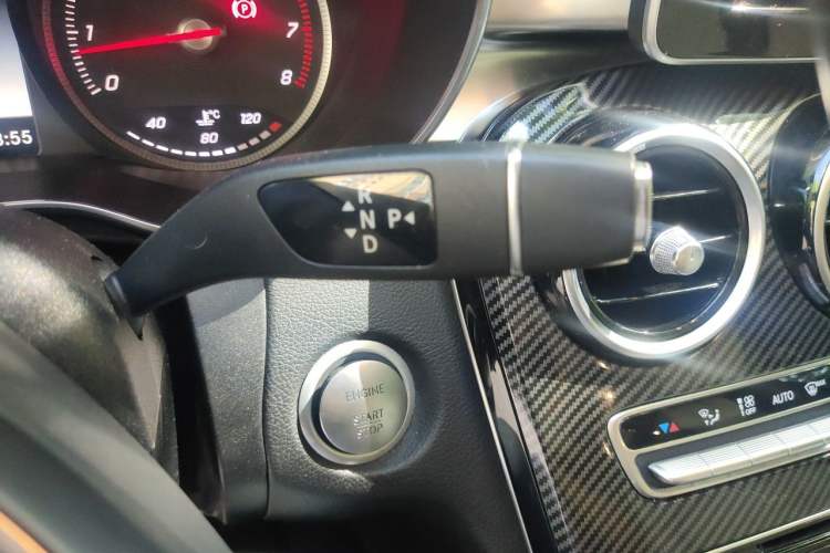Used Mercedes-Benz C-Class 2015 C 200 L Sport Edition Gear Lever