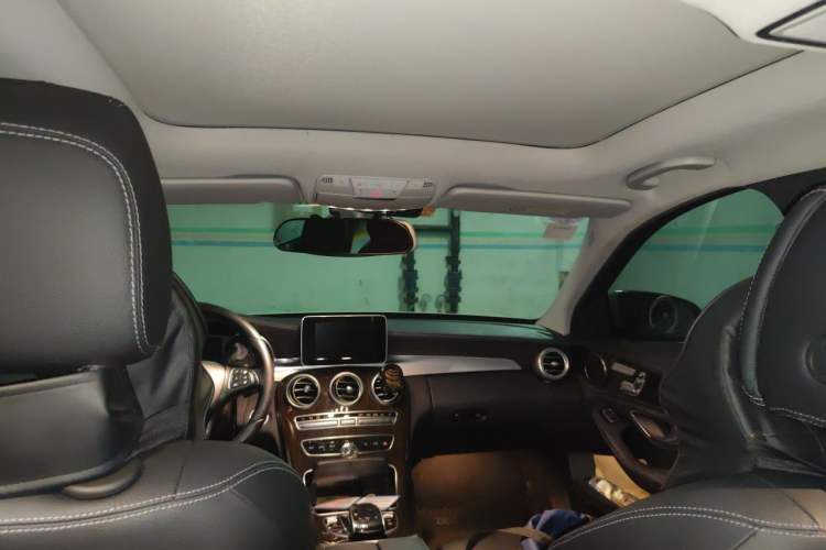 Used Mercedes-Benz C-Class 2015 C 200 L Headliner