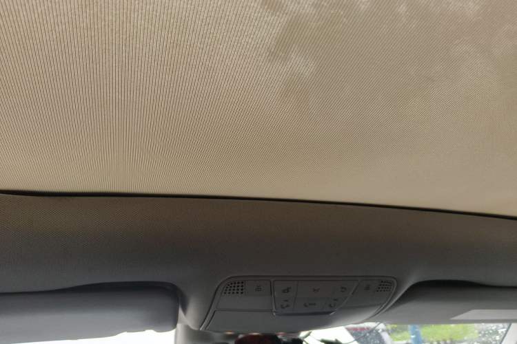 Used Mercedes-Benz C-Class 2015 C 200 L 4MATIC Sport Edition Headliner