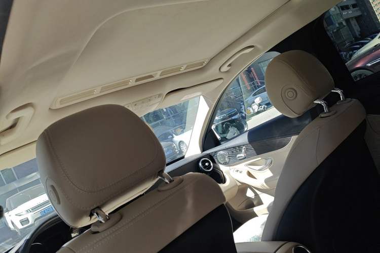 Used Mercedes-Benz C-Class 2015 C 180 L Sport Edition Headliner