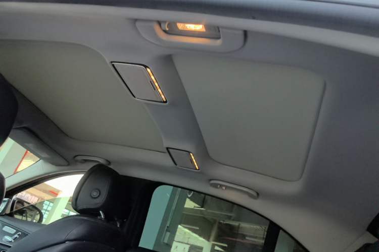 Used Mercedes-Benz C-Class 2015 Revised C 200 L Sport Edition Headliner