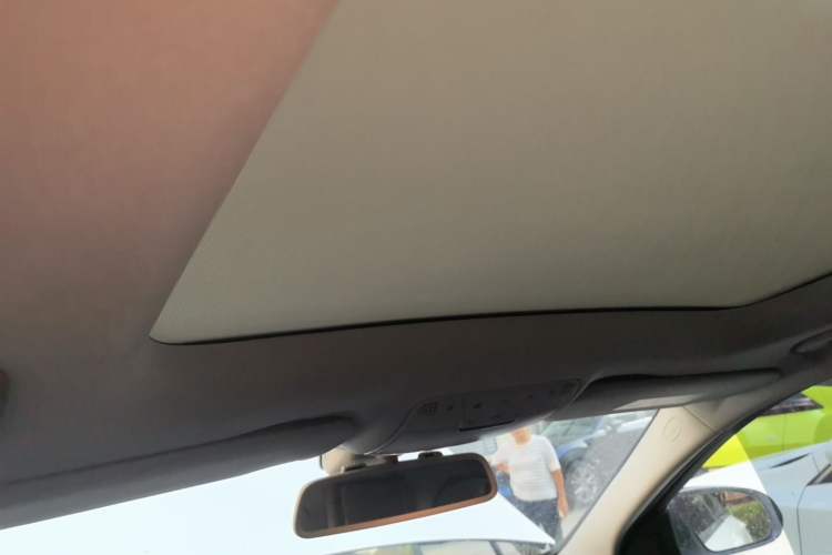 Used Mercedes-Benz C-Class 2015 C 200 station wagon Headliner