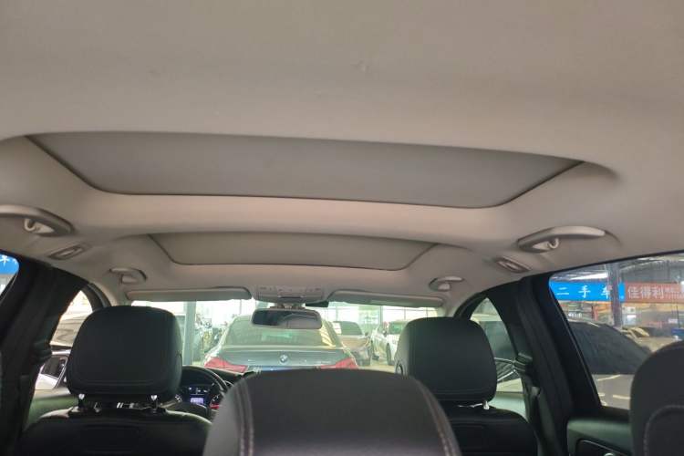 Used Mercedes-Benz C-Class 2015 C 200 station wagon Headliner
