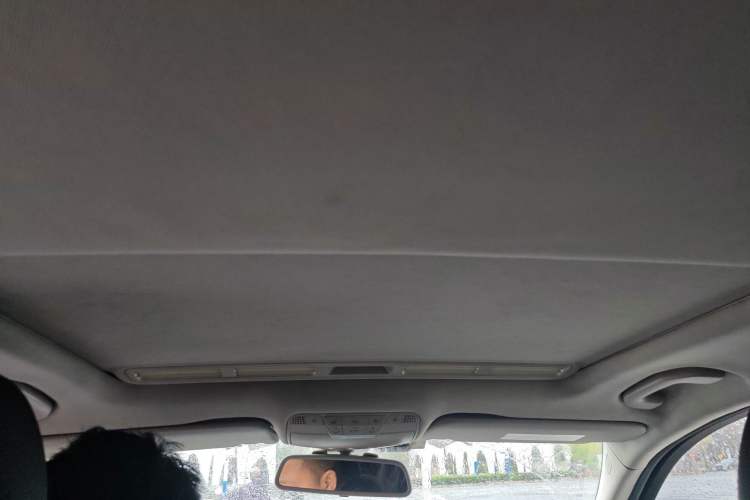 Used Mercedes-Benz C-Class 2015 Restyled C 180 L Sport Edition Headliner