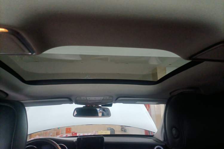 Used Mercedes-Benz C-Class 2015 C 200 L Headliner