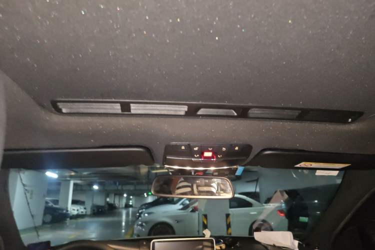Used Mercedes-Benz C-Class 2015 C 200 Sport Edition Headliner