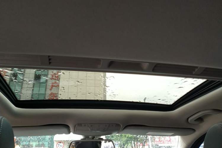 Used Mercedes-Benz C-Class 2015 Restyled C 180 L Sport Edition Headliner