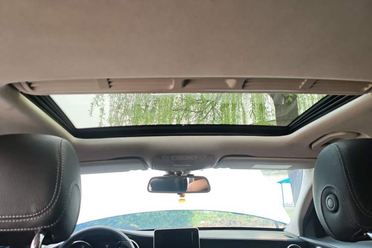 Used Mercedes-Benz C-Class 2015 C 180 L Sport Edition Headliner