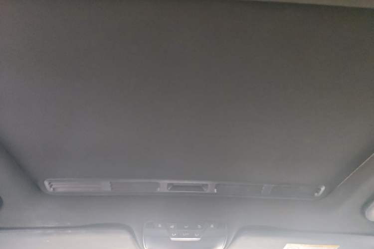 Used Mercedes-Benz C-Class 2015 C 200 Sport Edition Headliner
