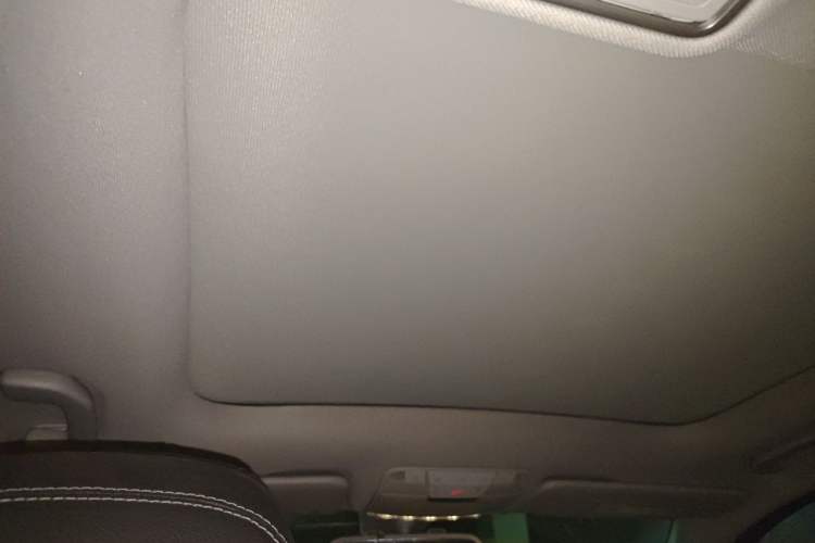 Used Mercedes-Benz C-Class 2015 Revised C 200 L Sport Edition Headliner